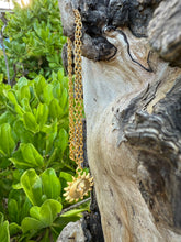 Cargar imagen en el visor de la galería, Gold-Plated Sun Face Pendant Necklace