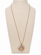 Cargar imagen en el visor de la galería, Rose &amp; Silver Coin Medallion Necklace