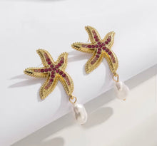 Load image into Gallery viewer, Starfish Earrings
