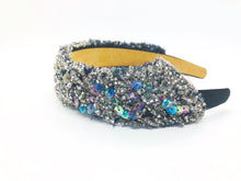 Cargar imagen en el visor de la galería, Vintage Iridescent Purple, Silver &amp; Black Sequin Headband